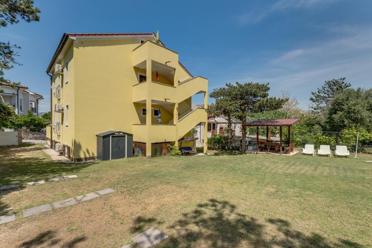 Apartments With A Parking Space Baska, Krk - 13907 Extérieur photo