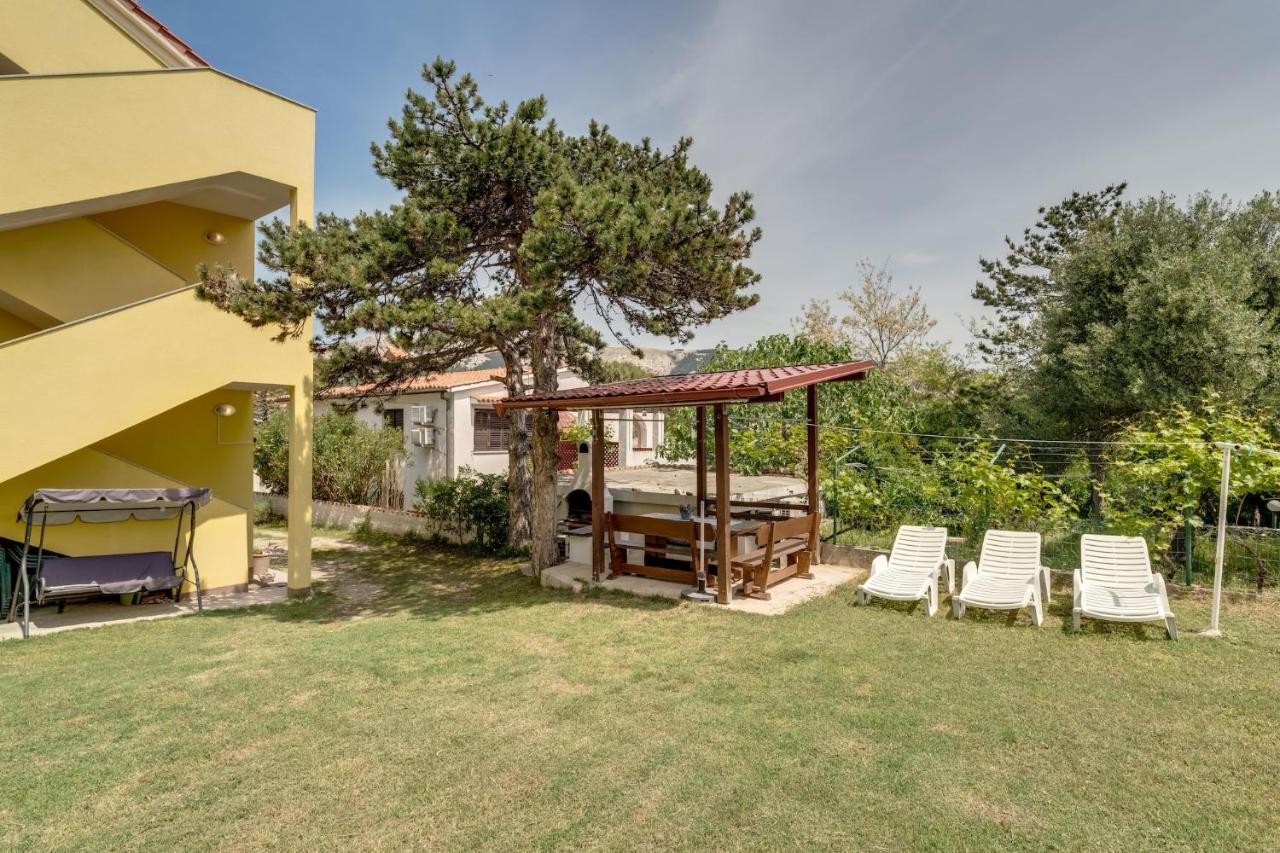Apartments With A Parking Space Baska, Krk - 13907 Extérieur photo